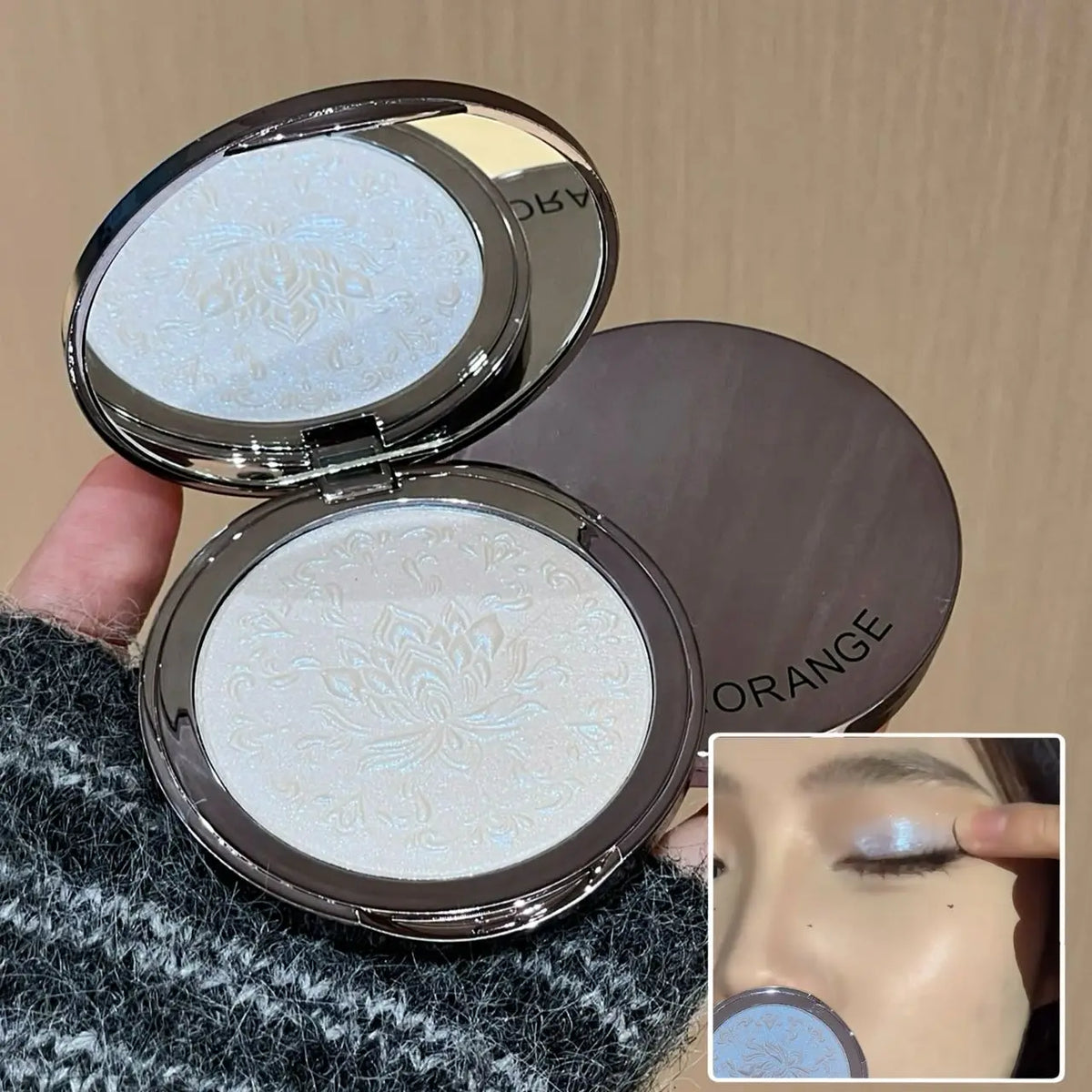 Glitter Highlighter Eyeshadow Palette Powder Natural Longlasting Contour Sparkling Diamond Shimmer Face and Body Brighten Makeup