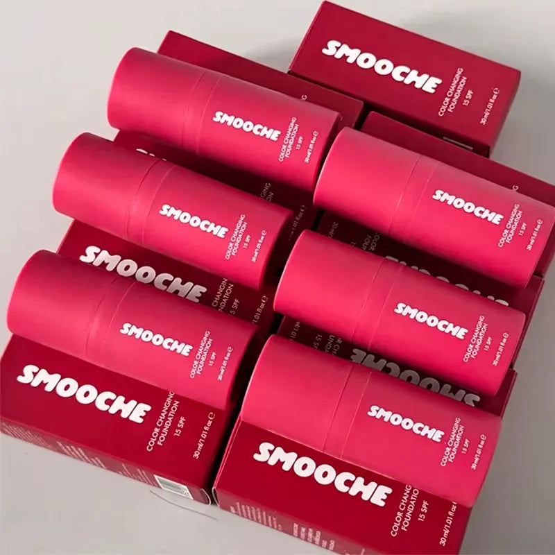 Smooche Liquid Foundation Containing Skin Loving Ingredients Glycerin VitaminE Natural Herbal Makeup Color Changing Foundation