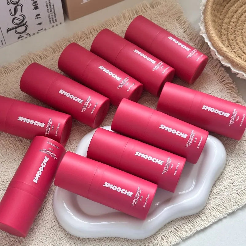 Smooche Liquid Foundation Containing Skin Loving Ingredients Glycerin VitaminE Natural Herbal Makeup Color Changing Foundation